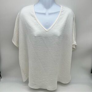 Entro Cream V-Neck Women's Blouse w/Dolman Sleeves-Size L